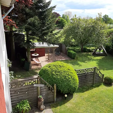 Pansiyon Huetti's Huette Oldendorf (Steinburg)